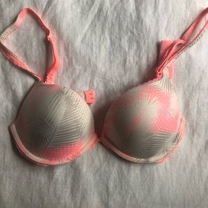 Victoria Secret Bra Pink